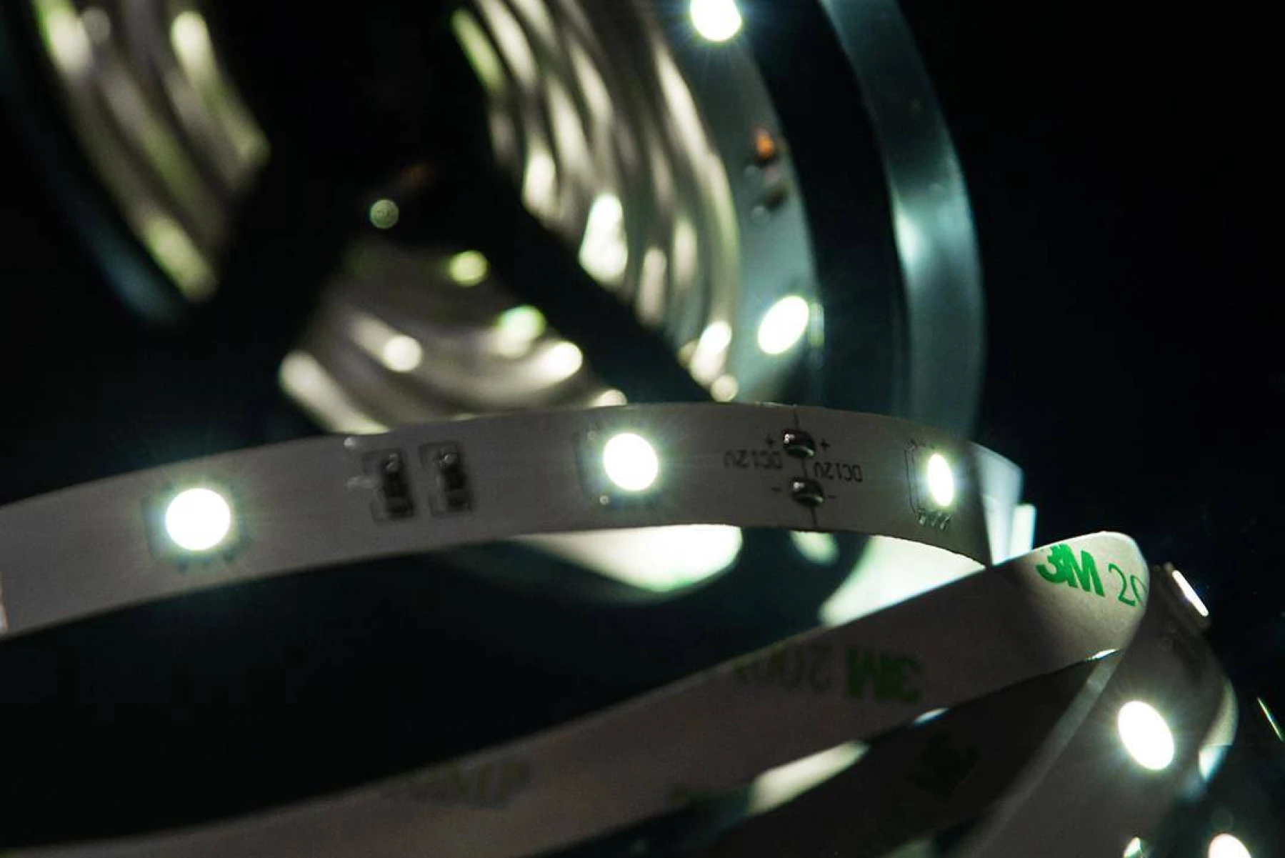 Лента светодиодная стандарт 5050, 30 LED/м, 7,2 Вт/м, 12В , IP20, Цвет: Нейтральный белый