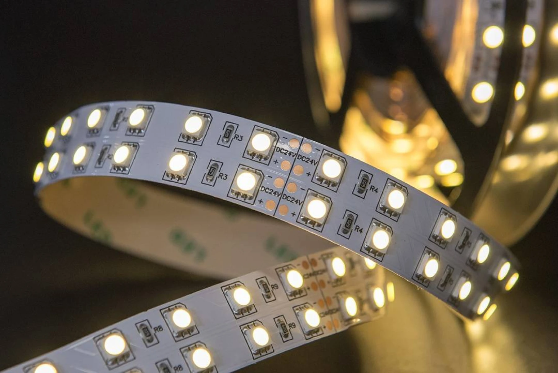 Лента светодиодная стандарт 5050, 120 LED/м, 28,8 Вт/м, 24В , IP65, Цвет: RGB